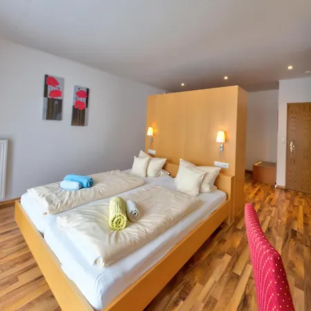 Hotel Zum Moselstrand Briedern Extérieur photo